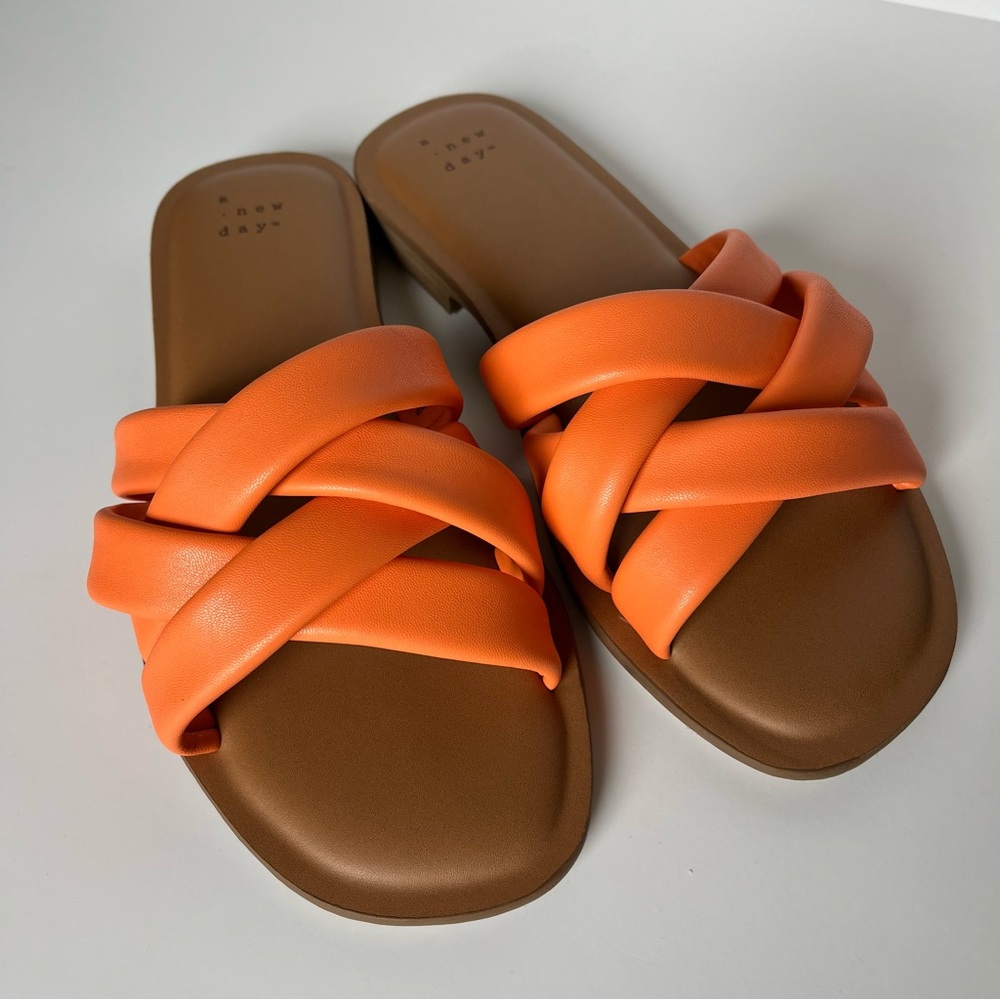 Women’s Slip On Wide Sandal-7W